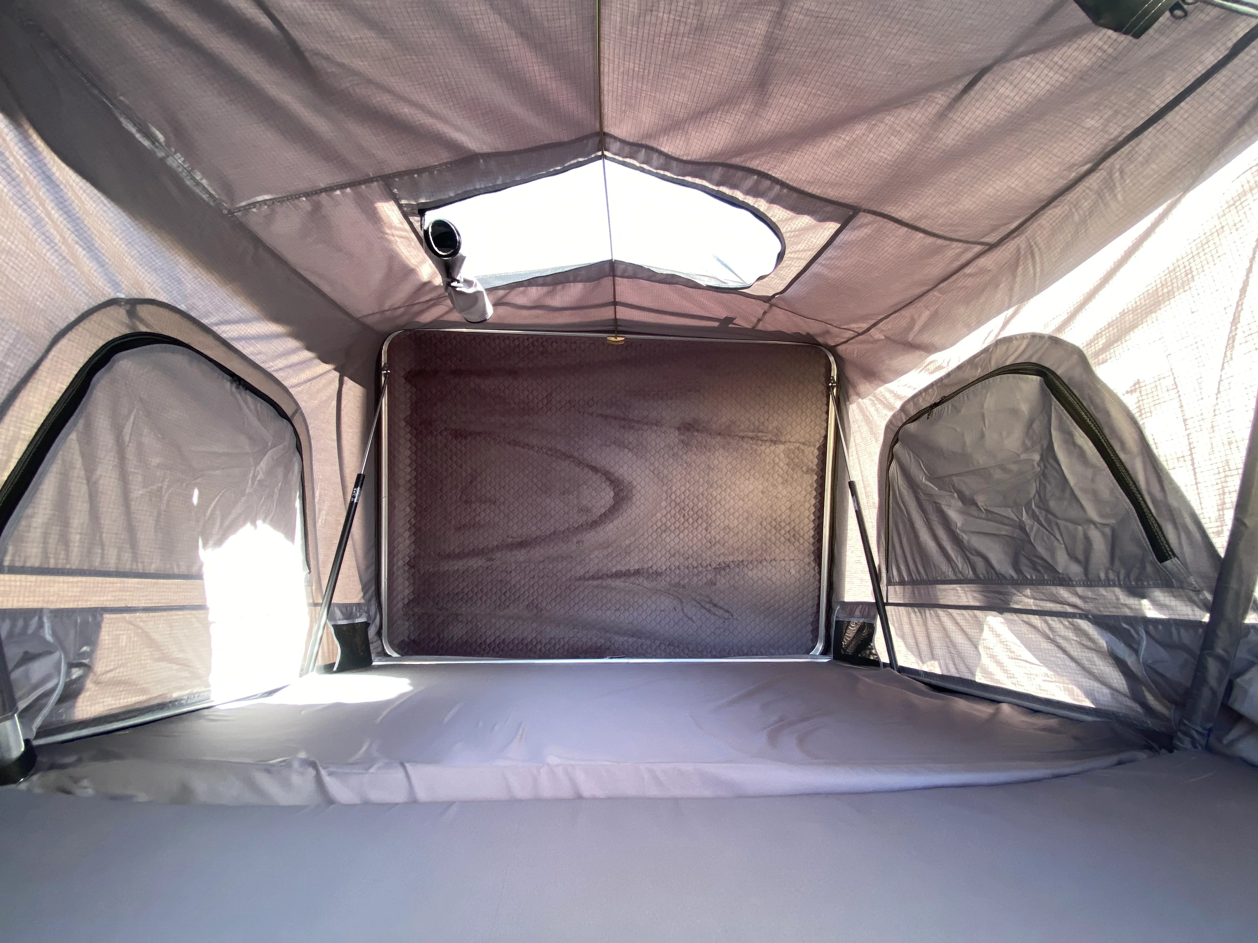 Rooftop/ Tubrack/ Rollercover Package - 2 Person Hard Shell Tent - Image 5